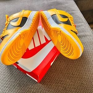 Nike Dunk Low Championship Goldenrod 2021 Brand New